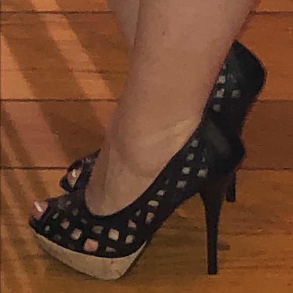 Rue 21 Etc Lattice Stiletto Platform Peeptoe Pump - Picture 9 of 14